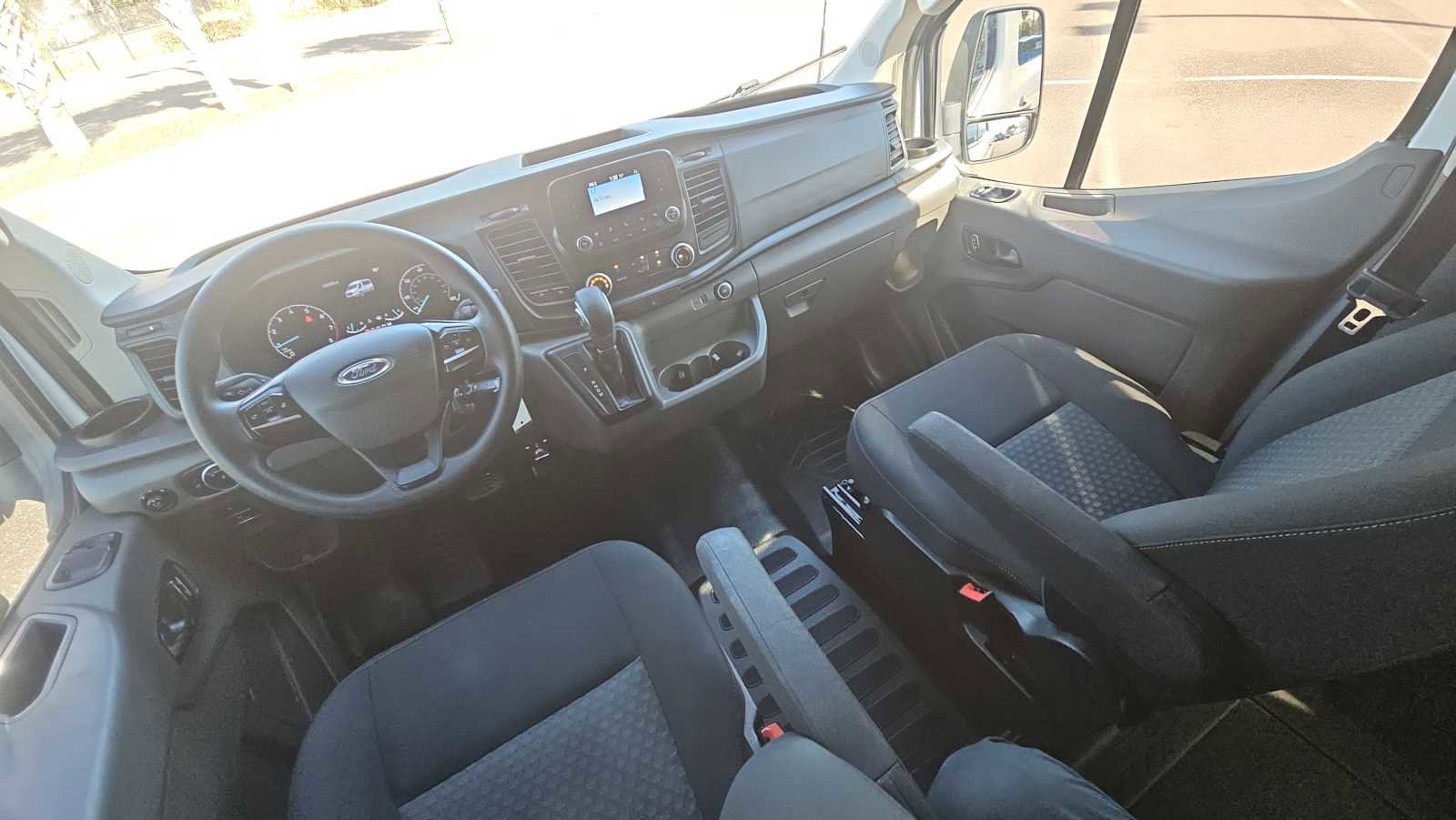 Used 2023 Ford Transit 350 XL image 22
