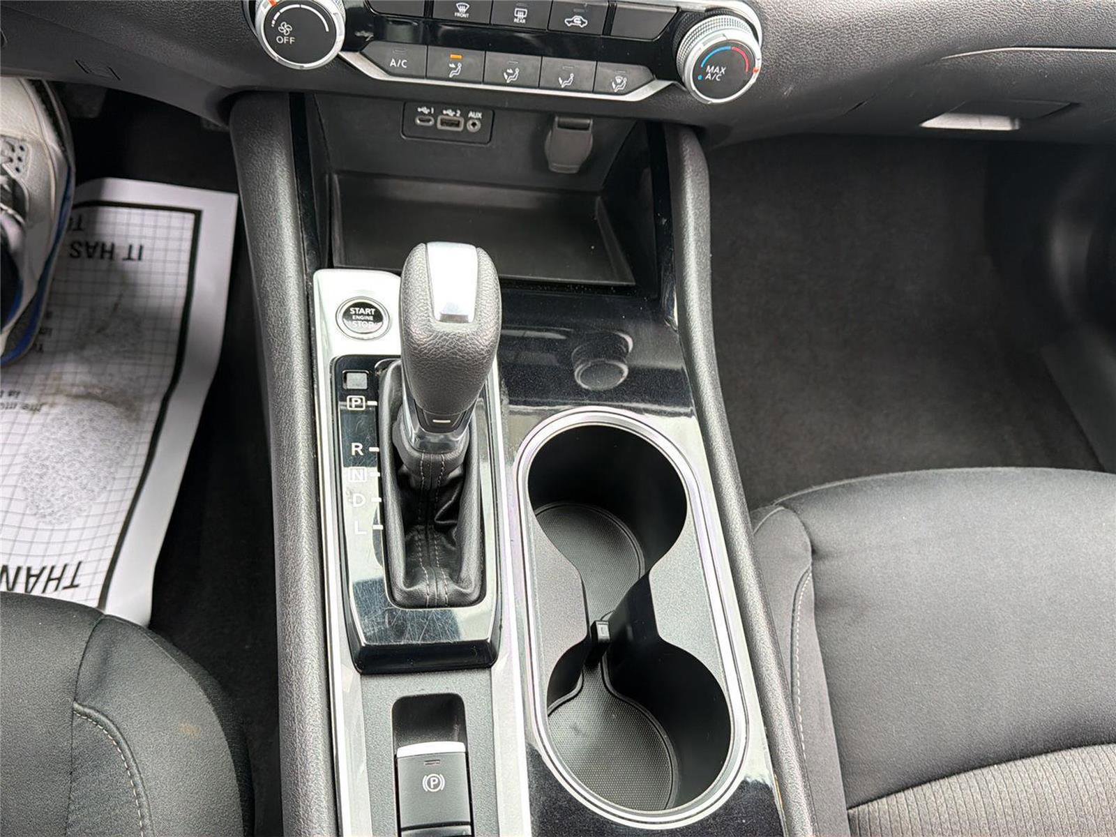 Used 2024 Nissan Altima 2.5 SV image 21