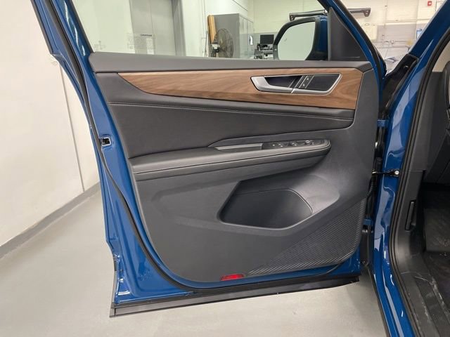 New 2026 Volkswagen Atlas SE image 28