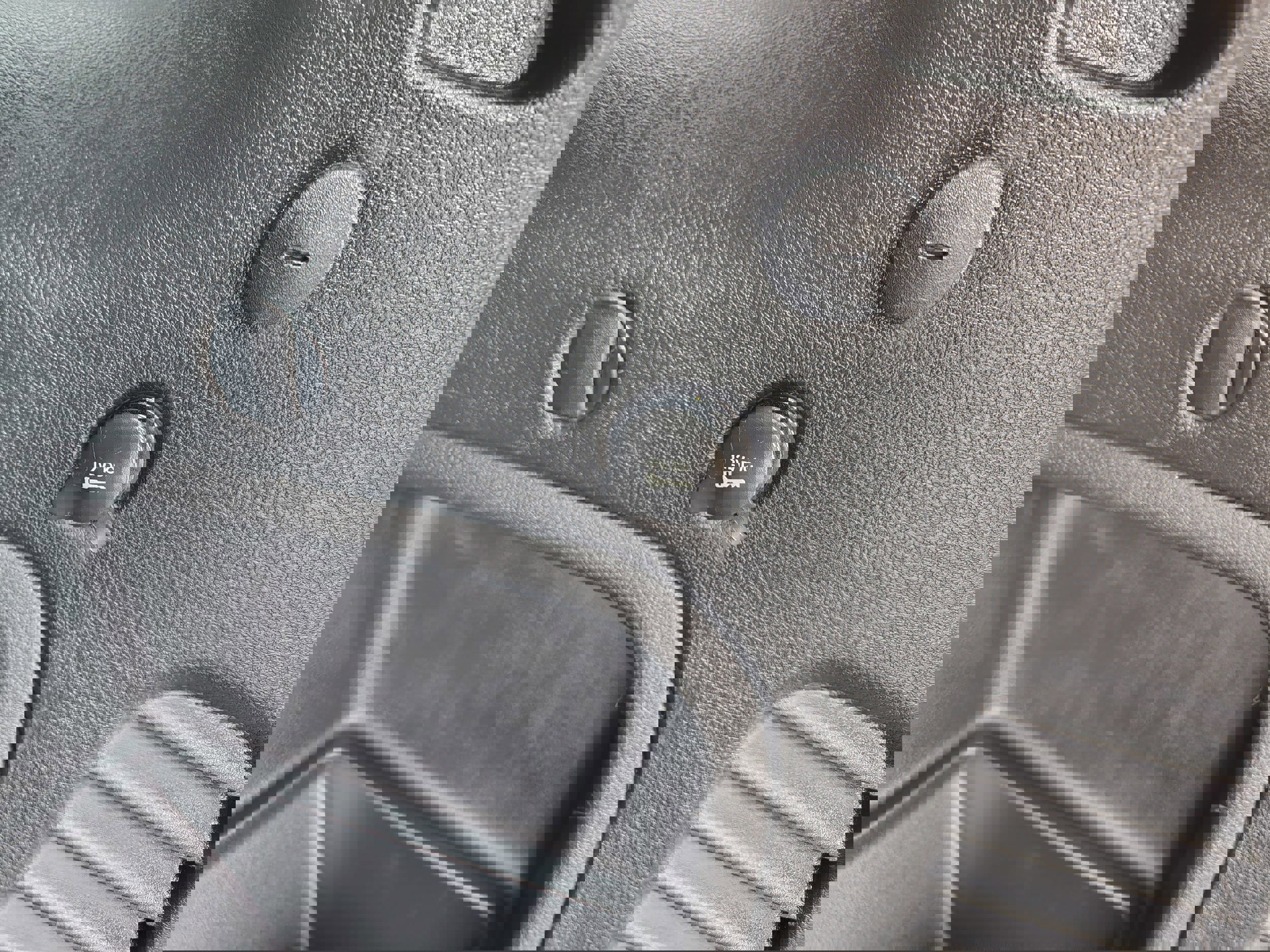 Certified 2021 Jeep Grand Cherokee Laredo image 13