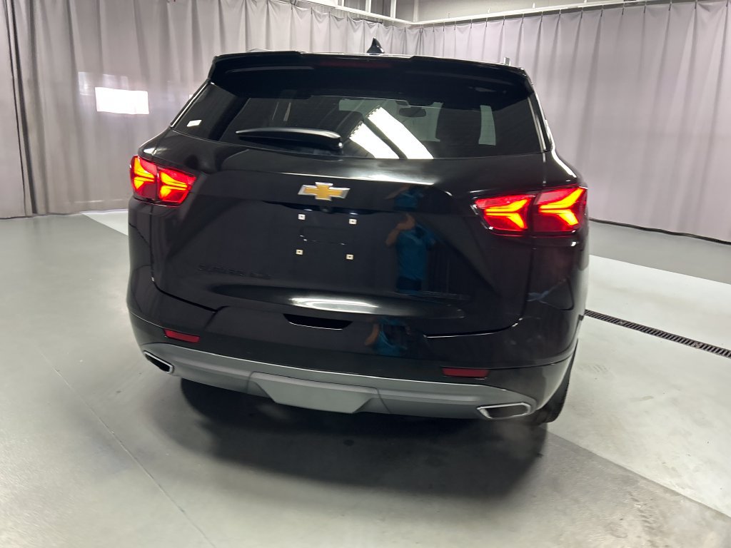 Used 2019 Chevrolet Blazer Premier w/ Sun and Wheels Package AWD/4WD image 6
