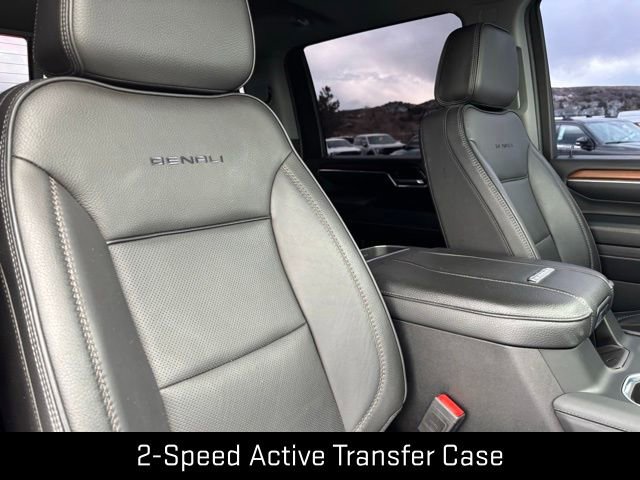 Used 2024 GMC Sierra 3500 Denali image 26