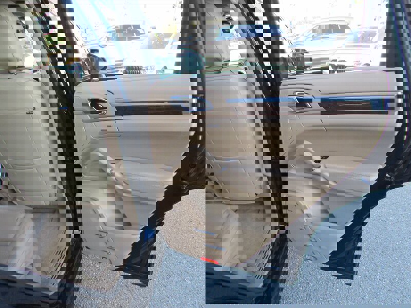 Used 2013 Porsche Cayenne image 23