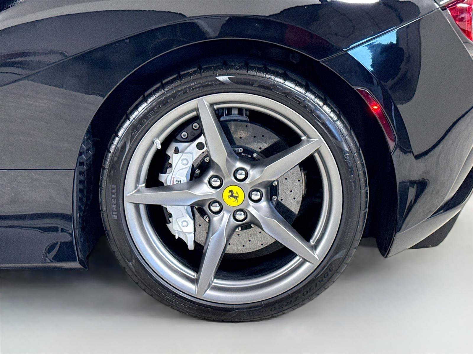 Used 2020 Ferrari F8 Tributo image 34