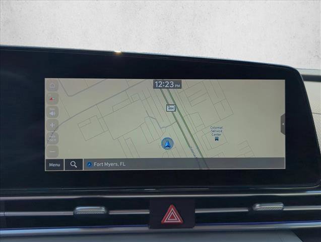 Used 2024 Hyundai Elantra Limited FWD image 21