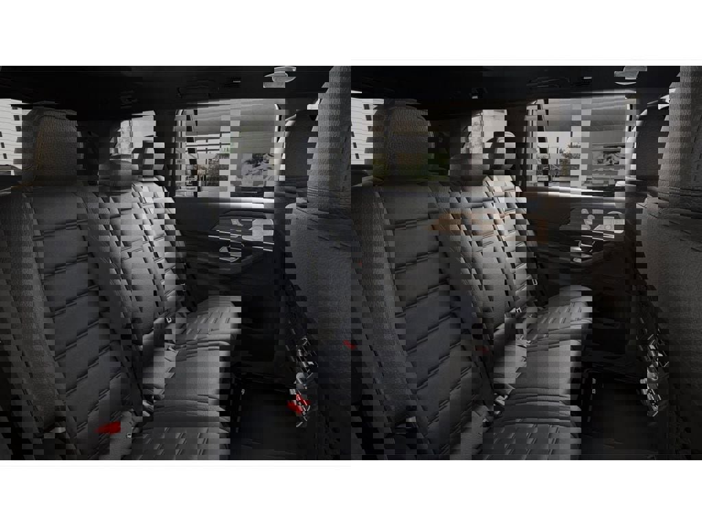 New 2026 Mercedes-Benz GLS 580 4MATIC image 5