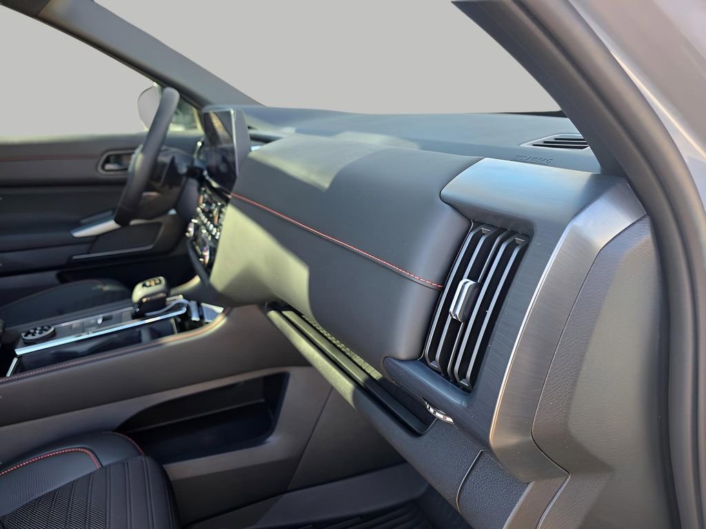 New 2026 Nissan Pathfinder Rock Creek image 17