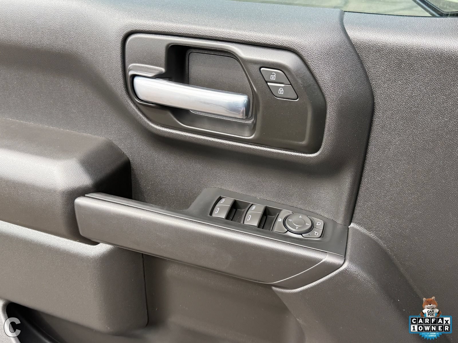 Used 2025 Chevrolet Silverado 1500 Custom w/ Turbomax Blackout Package RWD image 14