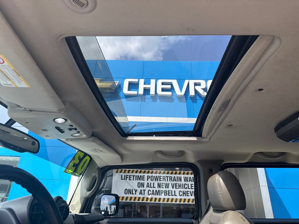 Used 2003 HUMMER H2 w/ Preferred Equipment Group AWD/4WD image 24