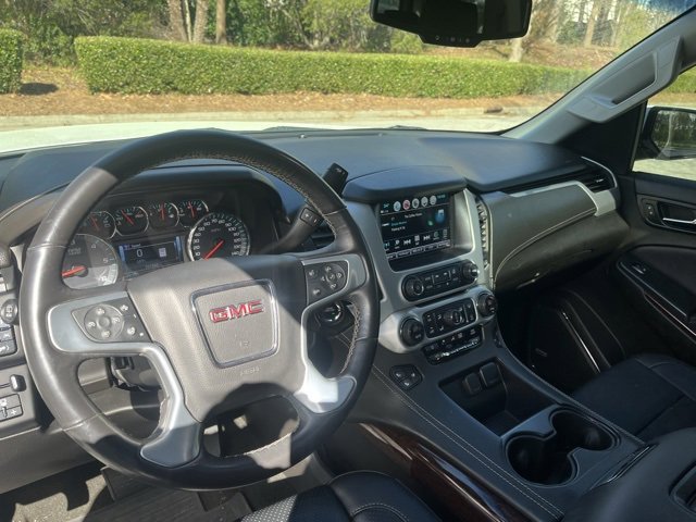 Used 2018 GMC Yukon XL SLT w/ Premium Edition image 6