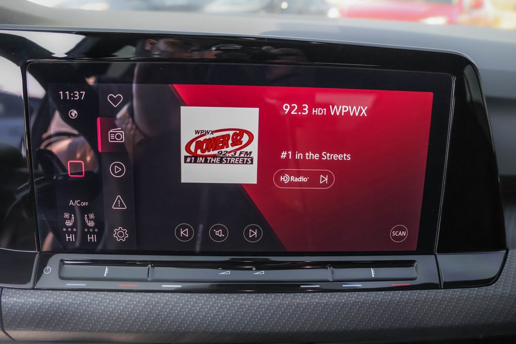 Certified 2024 Volkswagen Golf R image 19