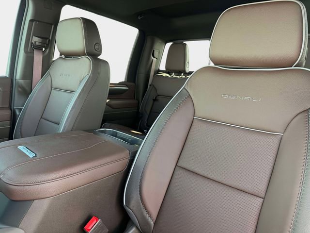New 2026 GMC Sierra 2500 Denali w/ Denali Reserve Package AWD/4WD image 18