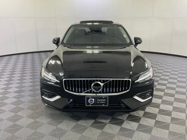 Certified 2022 Volvo S60 B5 Inscription AWD/4WD image 2