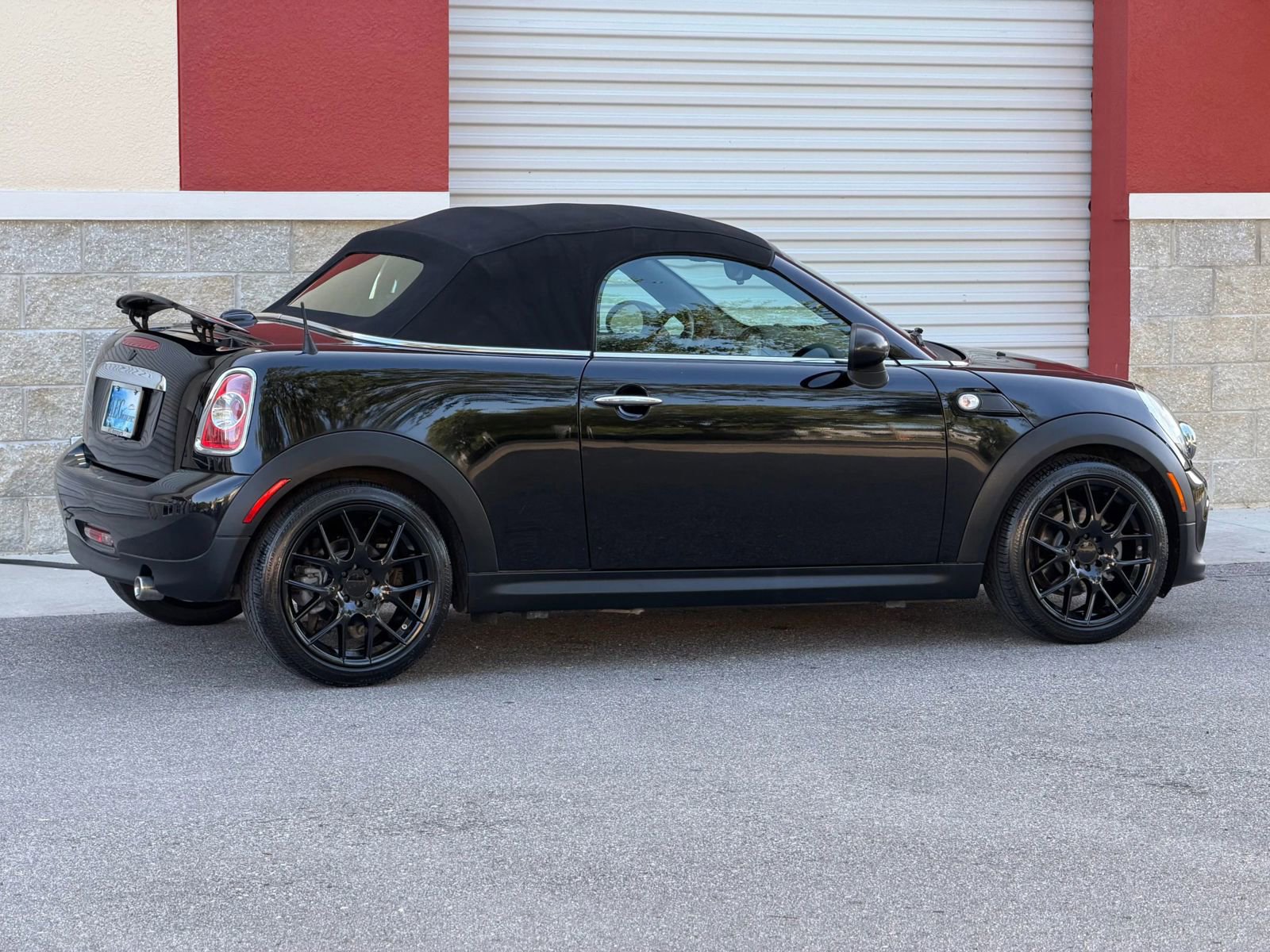 Used 2013 MINI Cooper Roadster FWD image 9