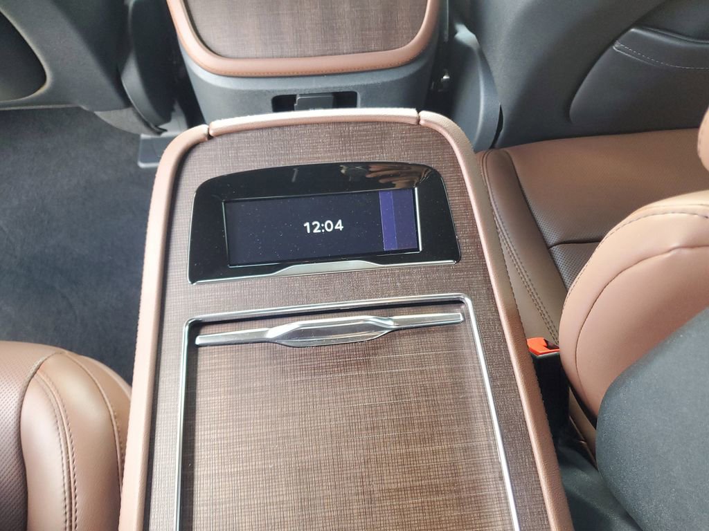 New 2025 Lincoln Navigator L Reserve image 14