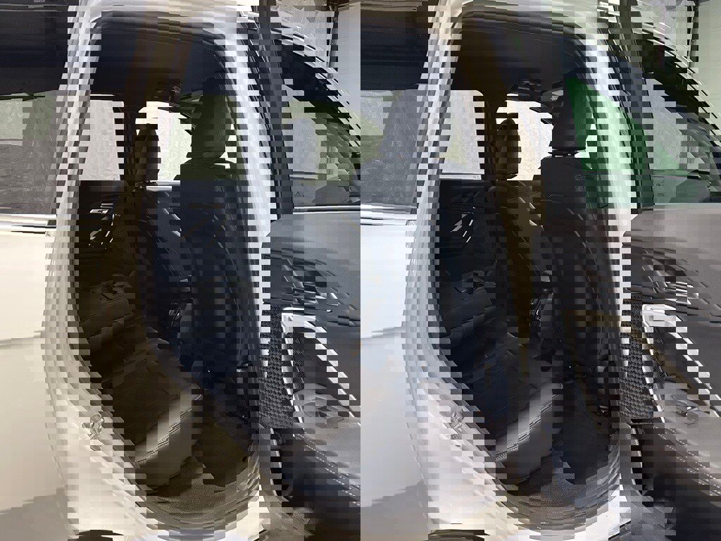 Used 2025 BMW X1 xDrive28i image 43