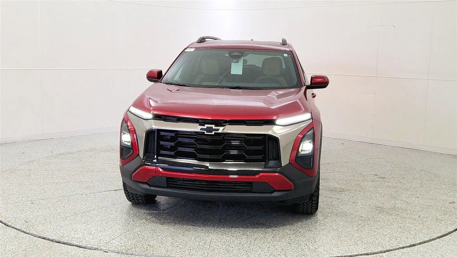 New 2026 Chevrolet Equinox ACTIV image 2