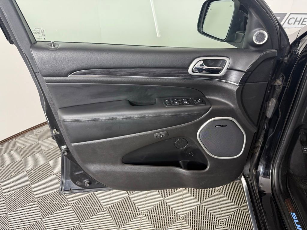 Used 2018 Jeep Grand Cherokee Summit image 13