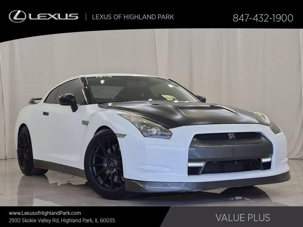 Used 2009 Nissan GT-R Premium AWD/4WD image 1