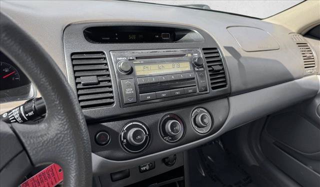 Used 2005 Toyota Camry LE FWD image 13