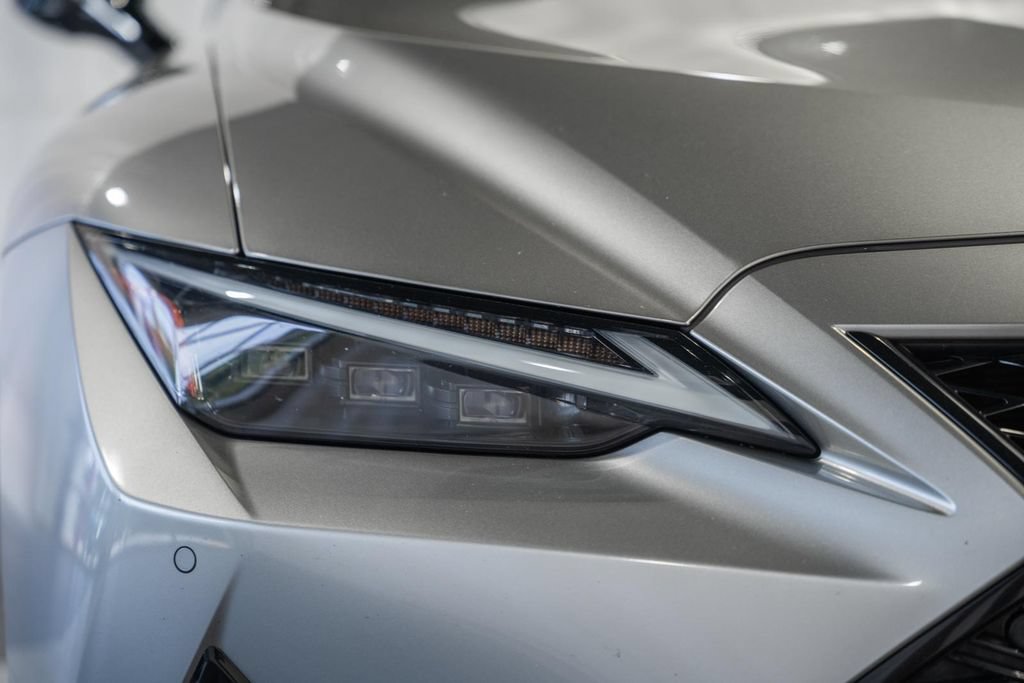 Used 2021 Lexus IS 350 F Sport w/ Dynamic Handling Package AWD/4WD image 12