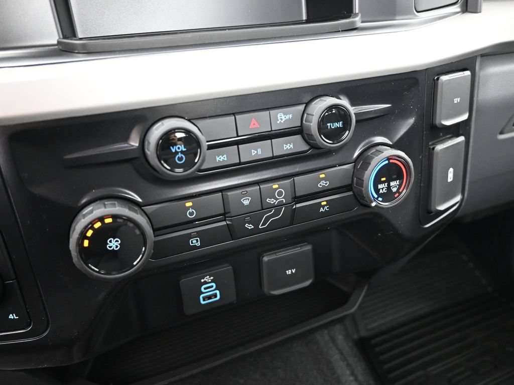 New 2026 Ford F350 XL w/ FX4 Off-Road Package AWD/4WD image 12