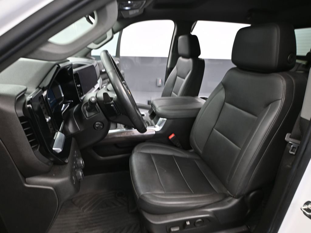 Used 2023 Chevrolet Silverado 1500 LTZ image 29