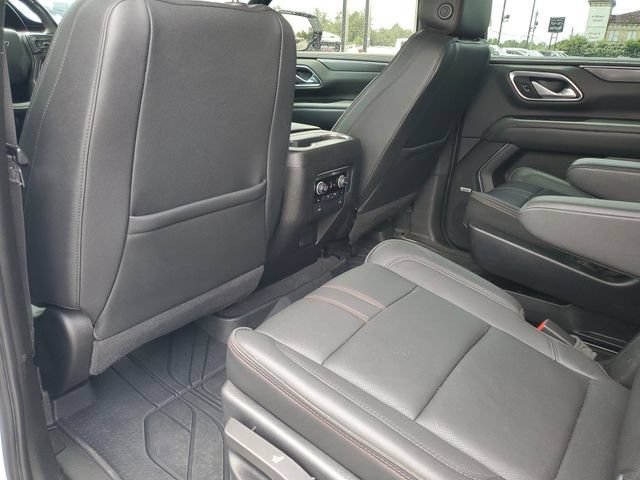 Used 2022 Chevrolet Suburban RST w/ Luxury Package RWD image 23