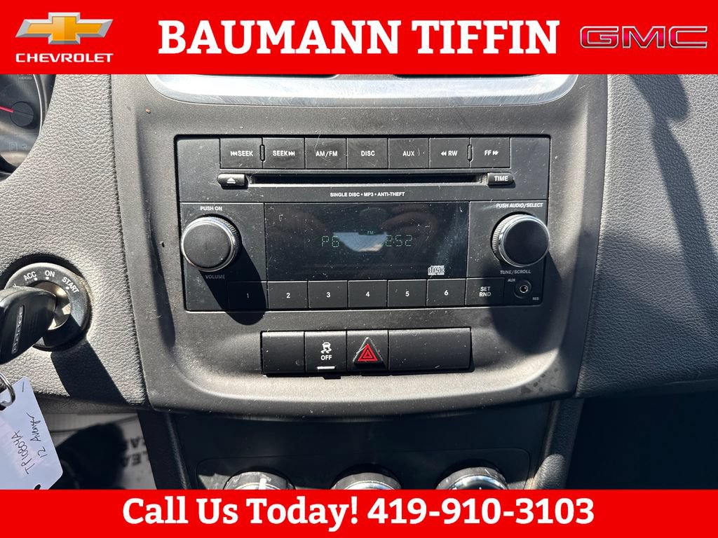 Used 2012 Dodge Avenger SE FWD image 14
