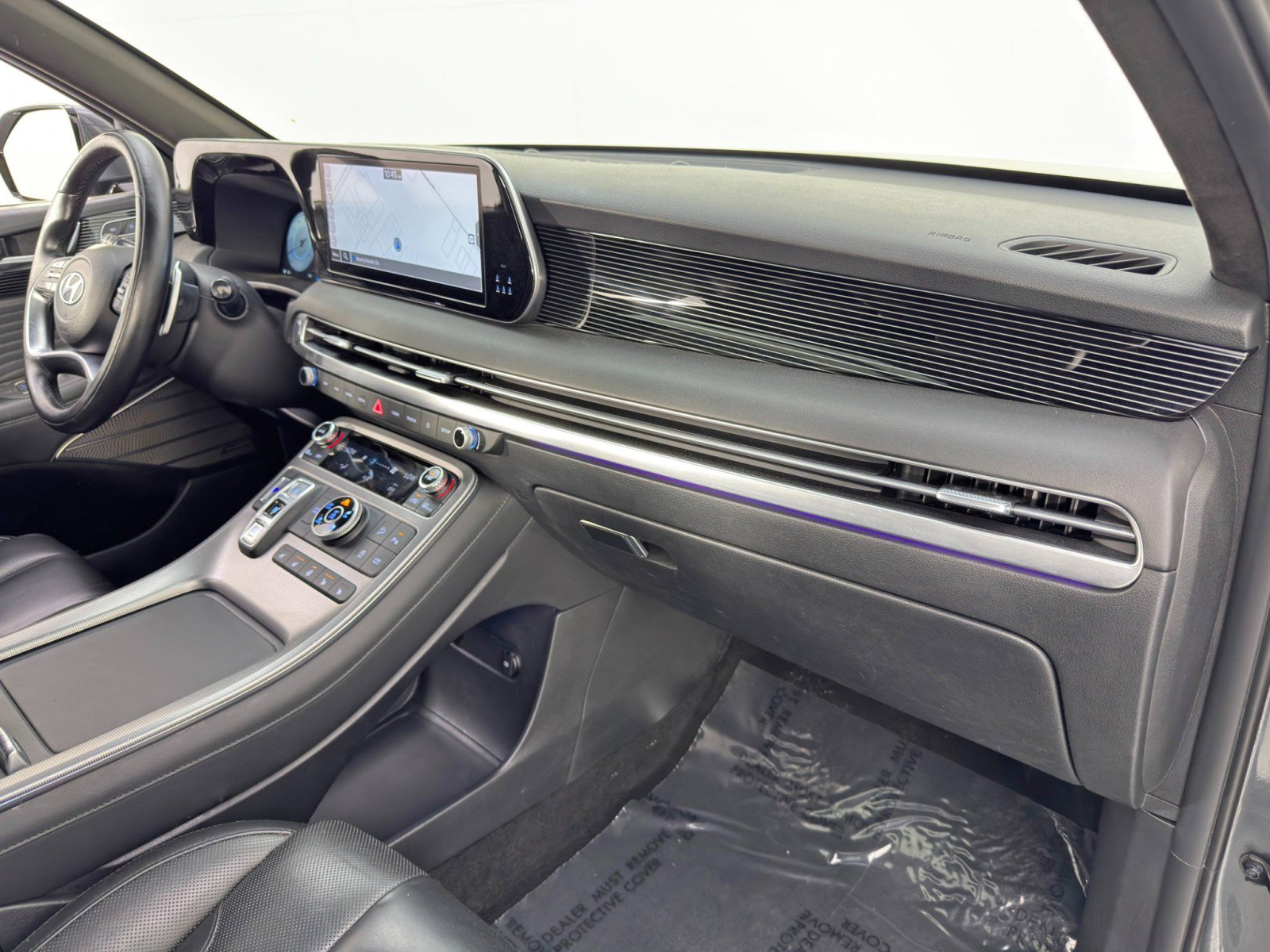 Used 2023 Hyundai Palisade Calligraphy image 14