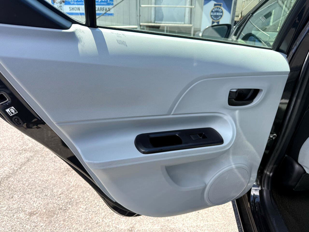 Used 2012 Toyota Prius C One image 12