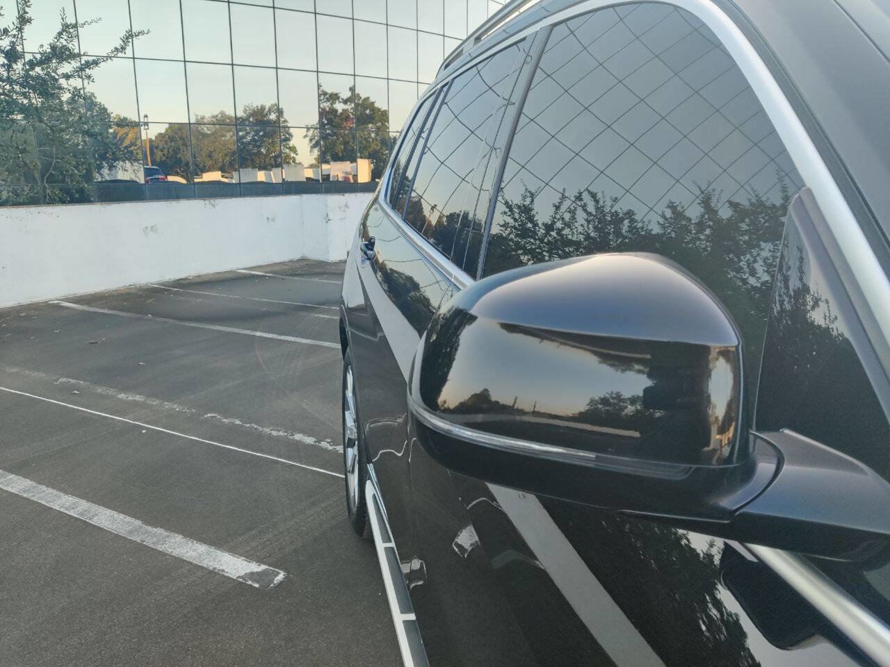 Used 2019 BMW X7 xDrive40i w/ Cold Weather Package image 10