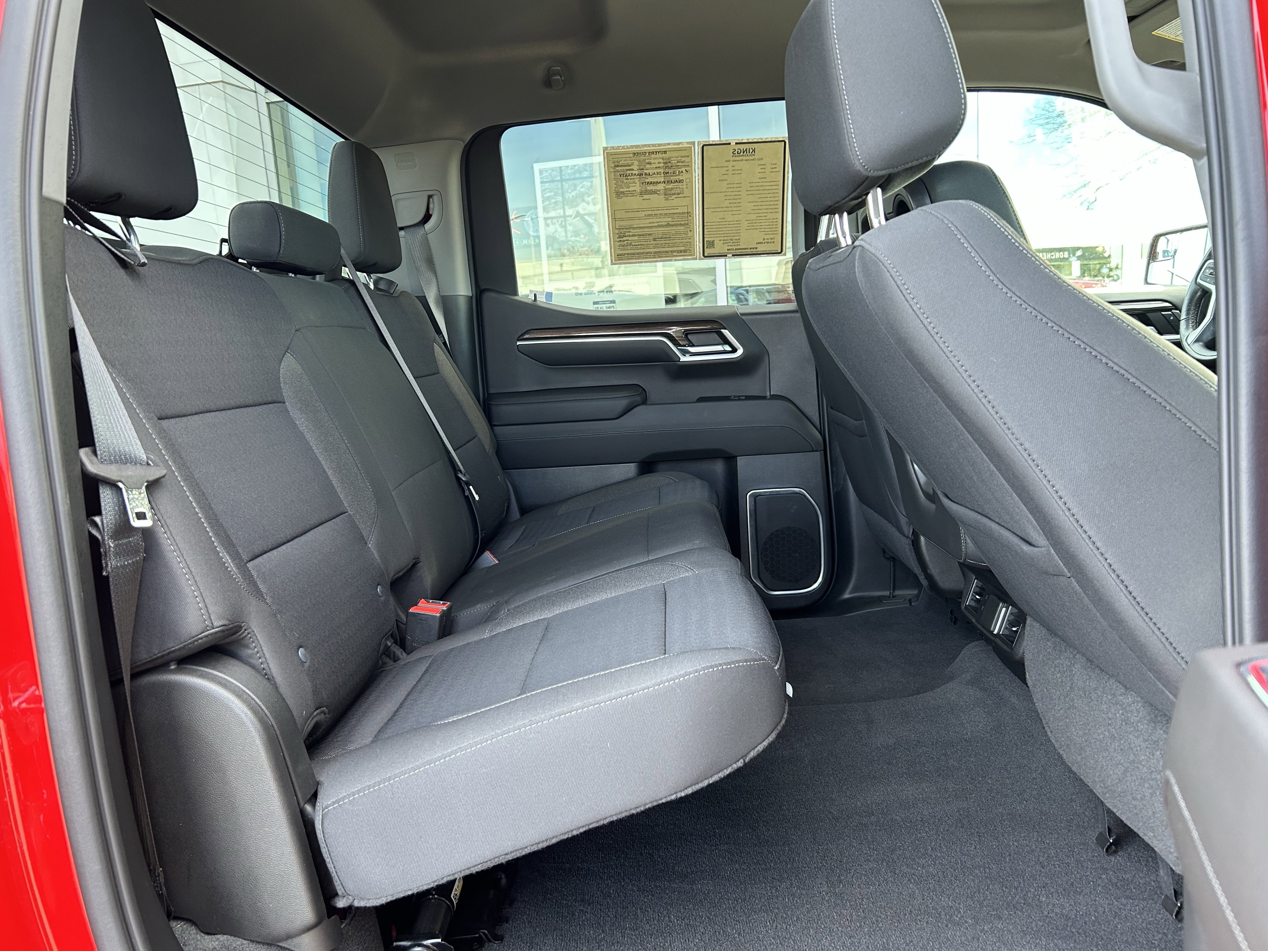 Used 2022 Chevrolet Silverado 1500 LT image 24