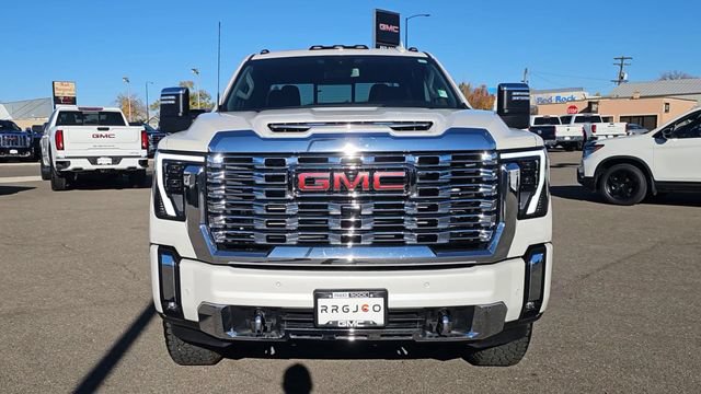 Used 2025 GMC Sierra 2500 Denali AWD/4WD image 3