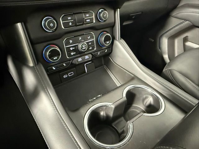 Used 2022 Chevrolet Tahoe Z71 w/ Luxury Package image 28