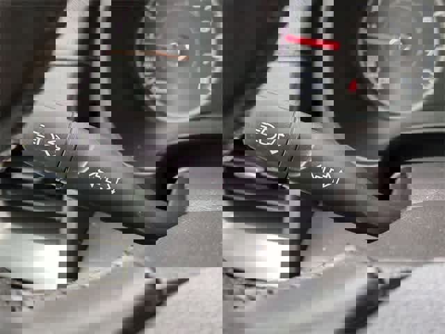 Used 2018 GMC Terrain SLE w/ Driver Convenience Package image 26