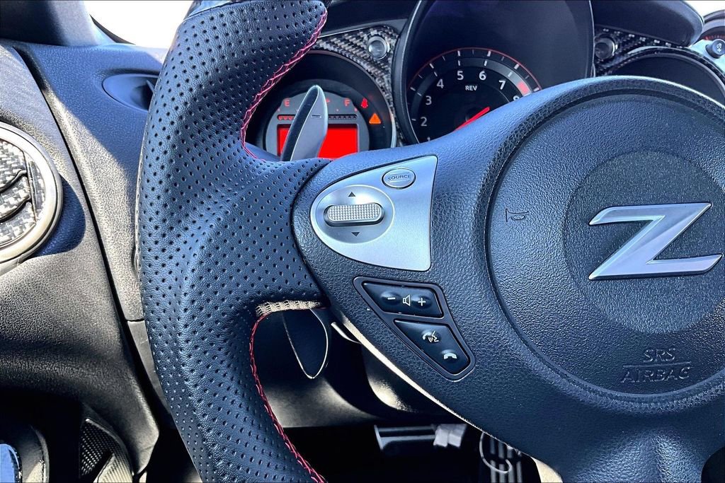 Used 2014 Nissan 370Z Touring image 18
