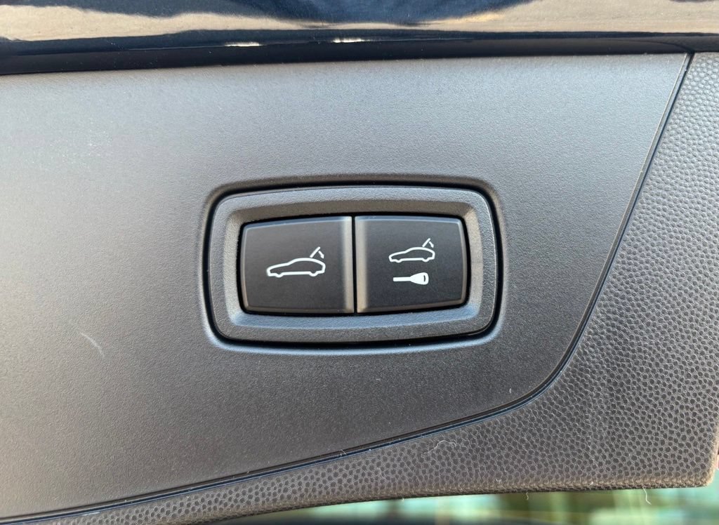 New 2026 Porsche Cayenne Electric AWD/4WD image 12
