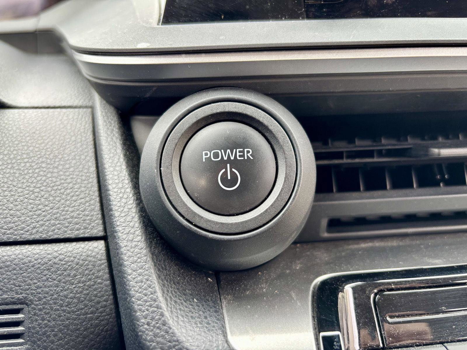 Used 2024 Toyota Prius LE image 11