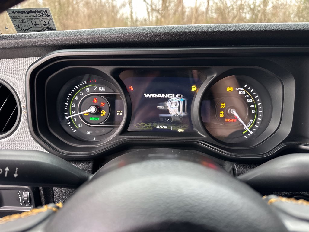 Used 2024 Jeep Wrangler Unlimited AWD/4WD image 28