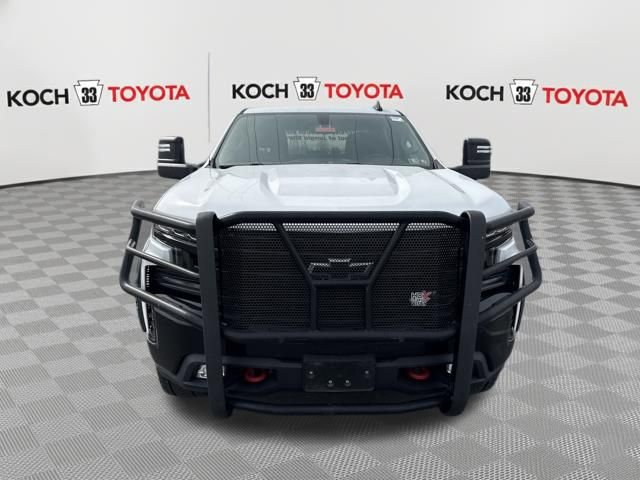 Used 2020 Chevrolet Silverado 1500 LT Trail Boss image 2