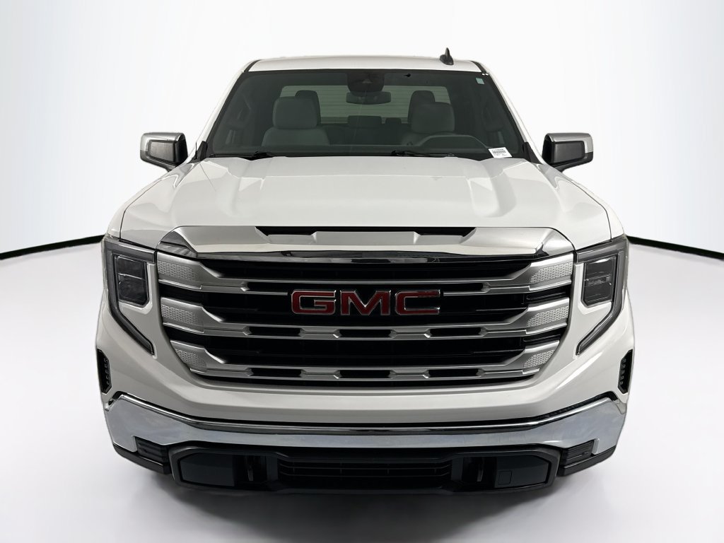 Used 2023 GMC Sierra 1500 SLE AWD/4WD image 2