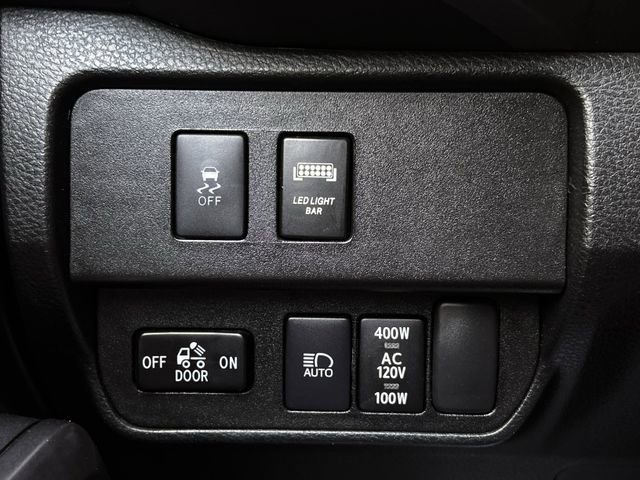 Used 2021 Toyota Tacoma TRD Off-Road image 23