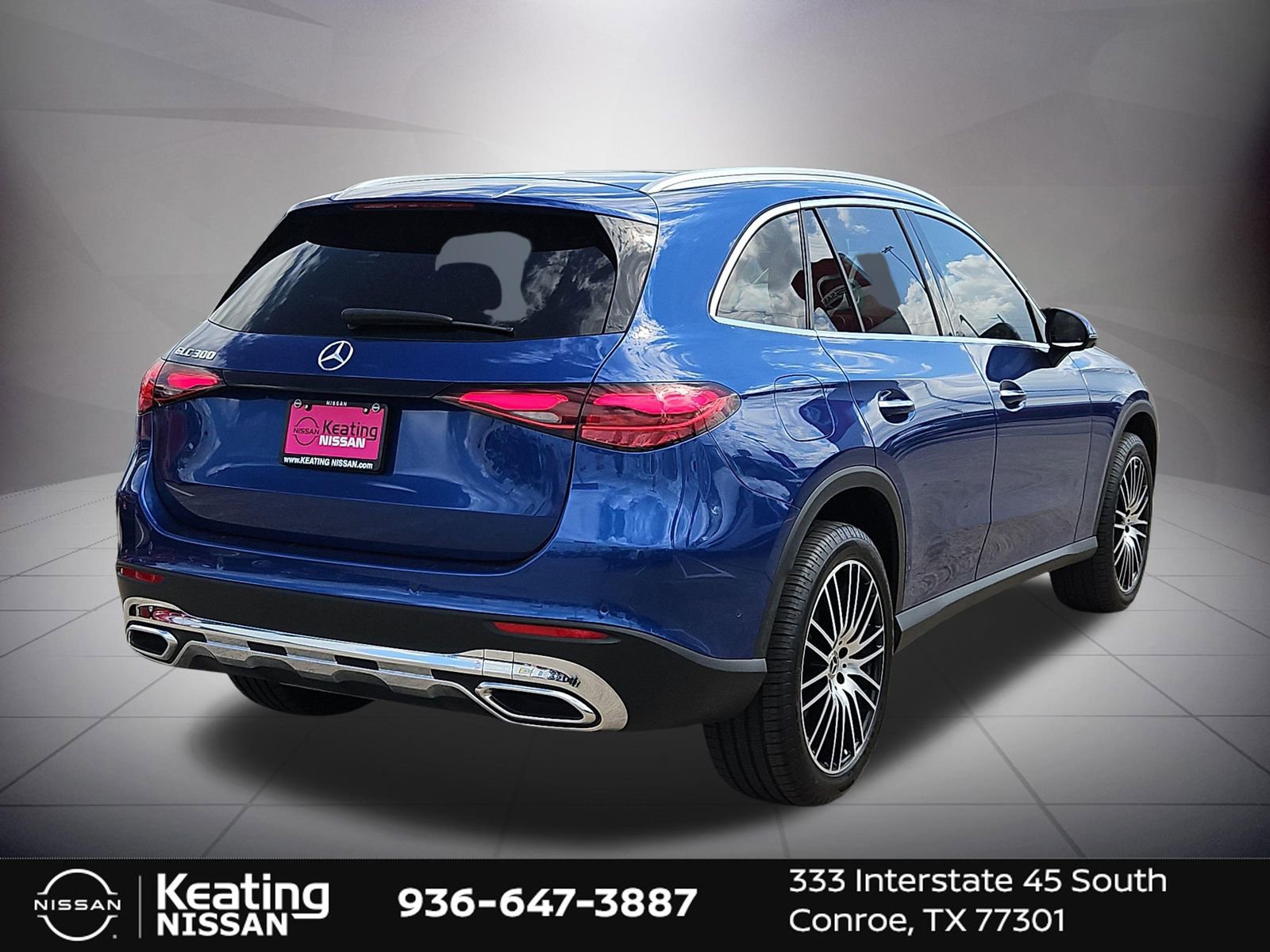 Used 2023 Mercedes-Benz GLC 300 image 3