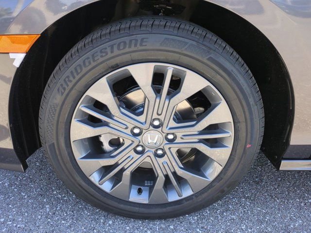 New 2026 Honda Odyssey Touring image 10