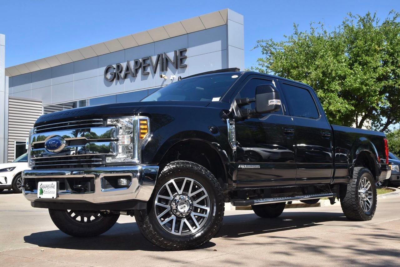 Used 2019 Ford F250 Lariat w/ Lariat Ultimate Package image 2