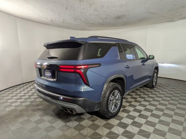 Certified 2025 Chevrolet Traverse LT AWD/4WD image 9