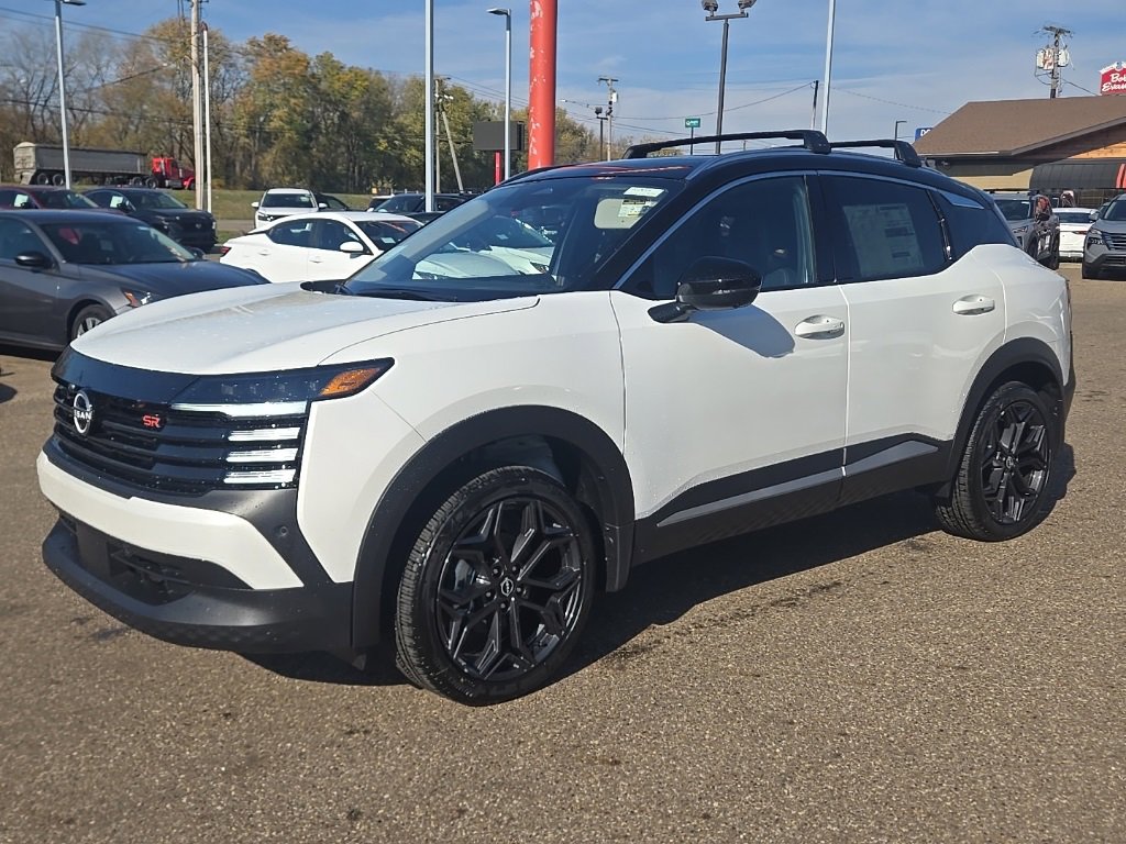 New 2026 Nissan Kicks SR image 3