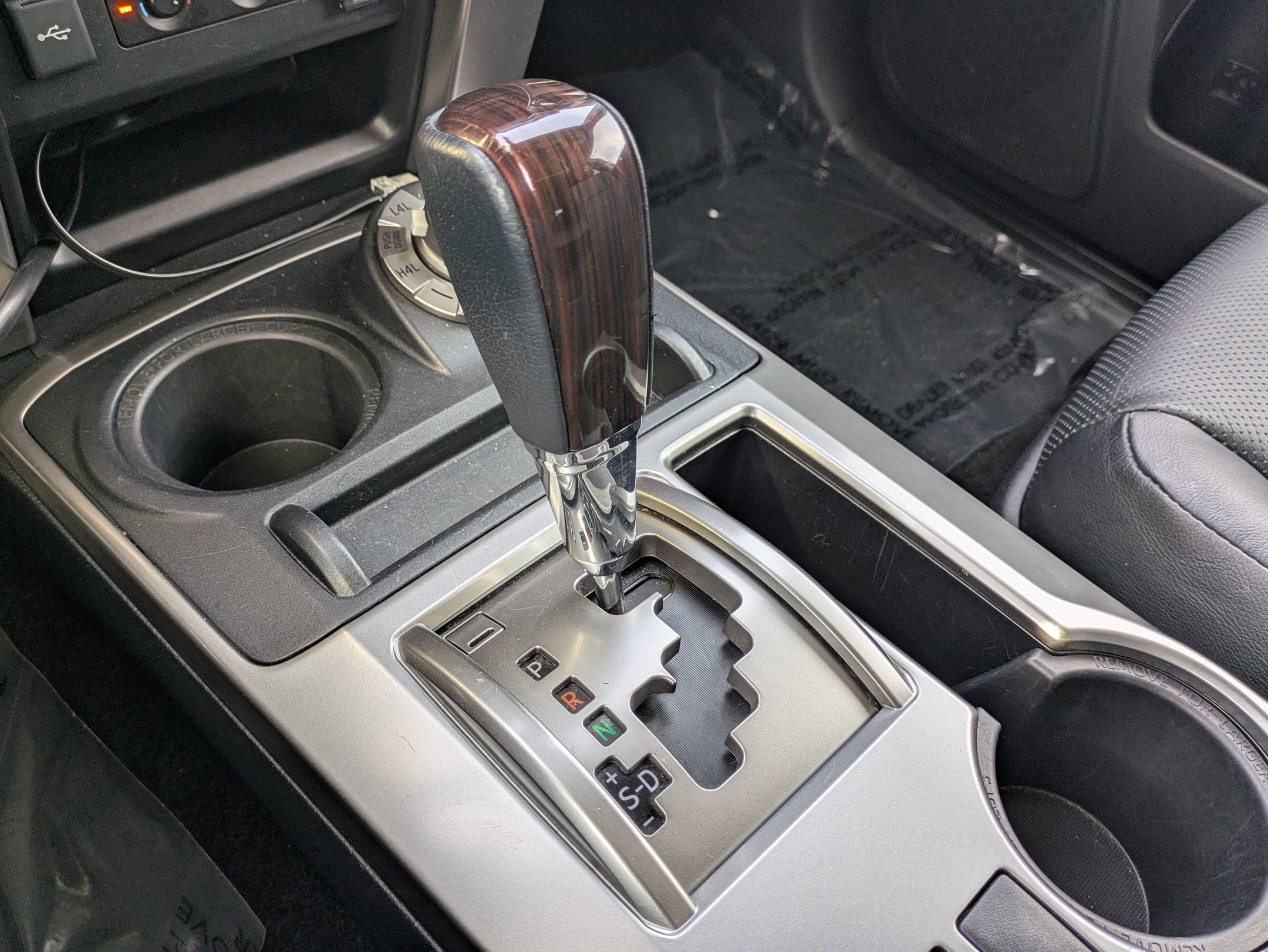 Used 2024 Toyota 4Runner Limited image 16