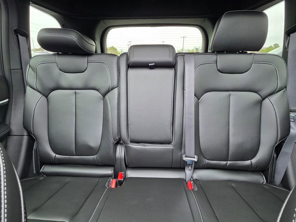 New 2026 Jeep Grand Cherokee Limited image 32